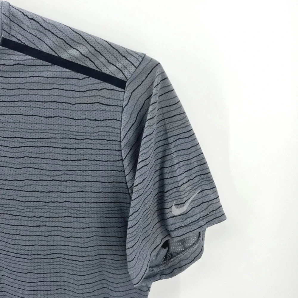 Nike Running Shirt Mens XXL Grey Black Stripe Dri-Fit Short Sleeve Athletic Top